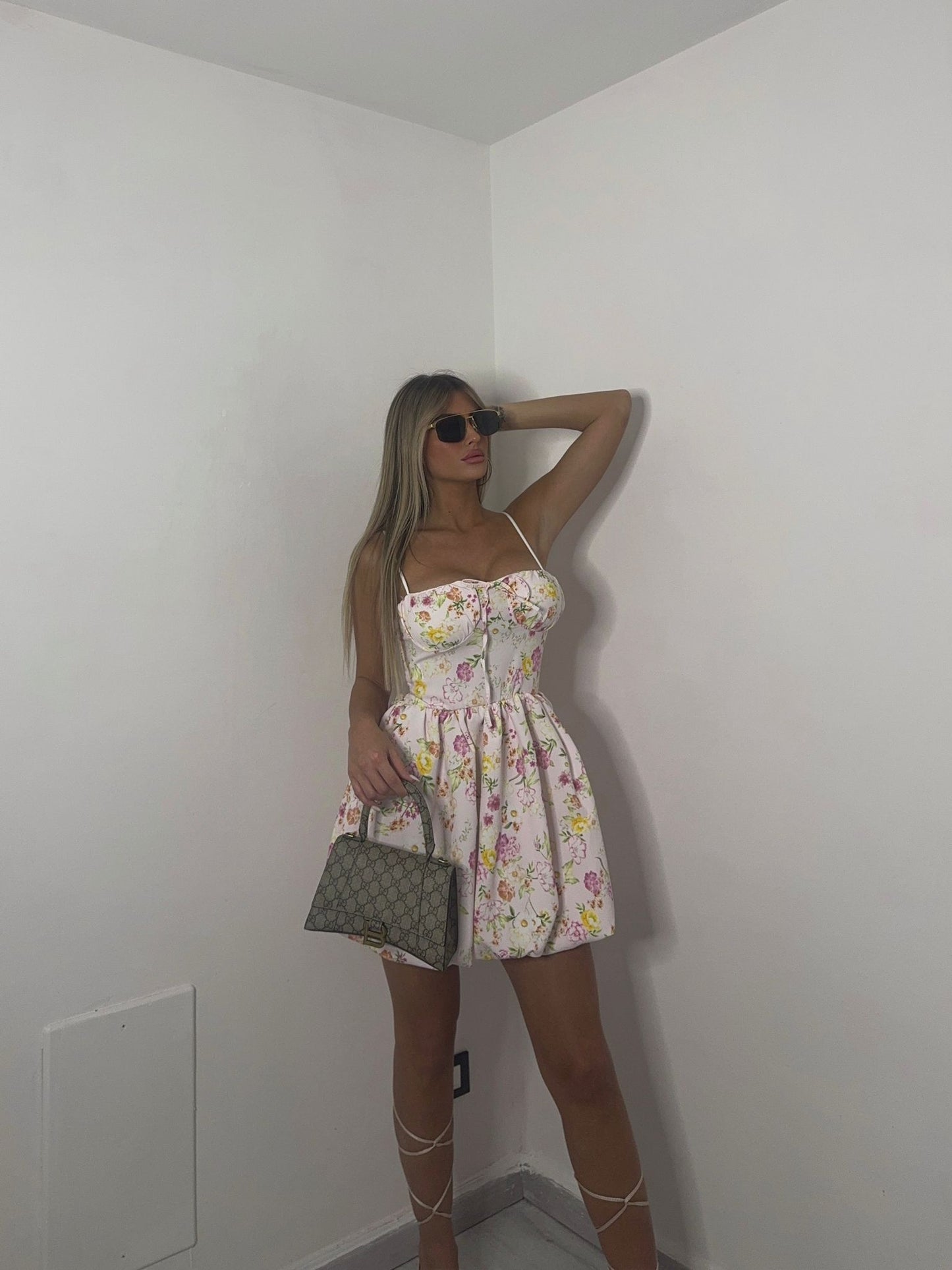 ABITO LOLA