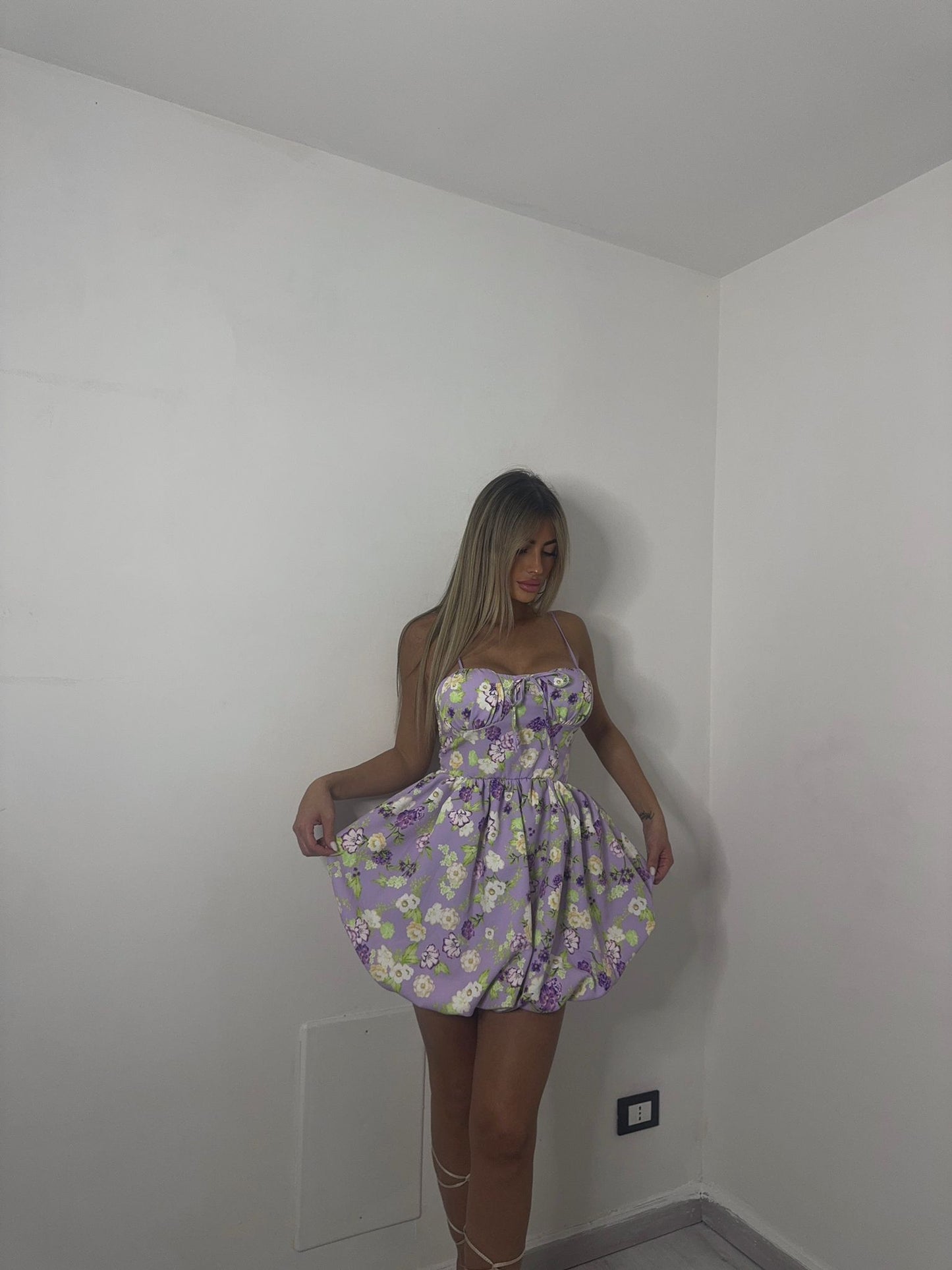ABITO LOLA